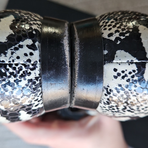 YSL Saint Laurent Flats Python Embossed Leather [size 37] - Picture 4 of 10